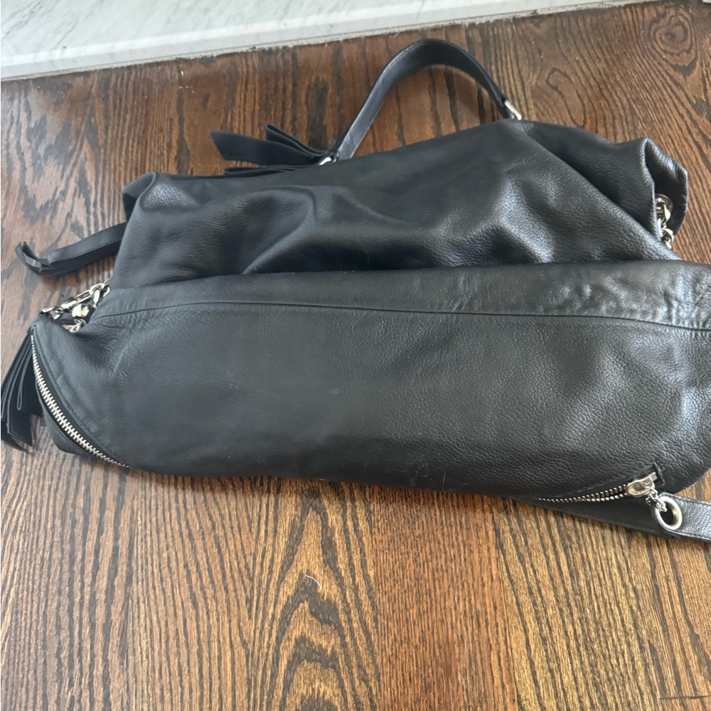 Christian Louboutin Black Leather Trophe Large Shoulder Bag - Picture 4 of 12